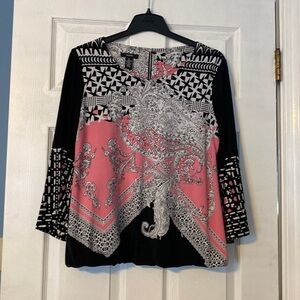 𝅺alfani women’s top; size medium